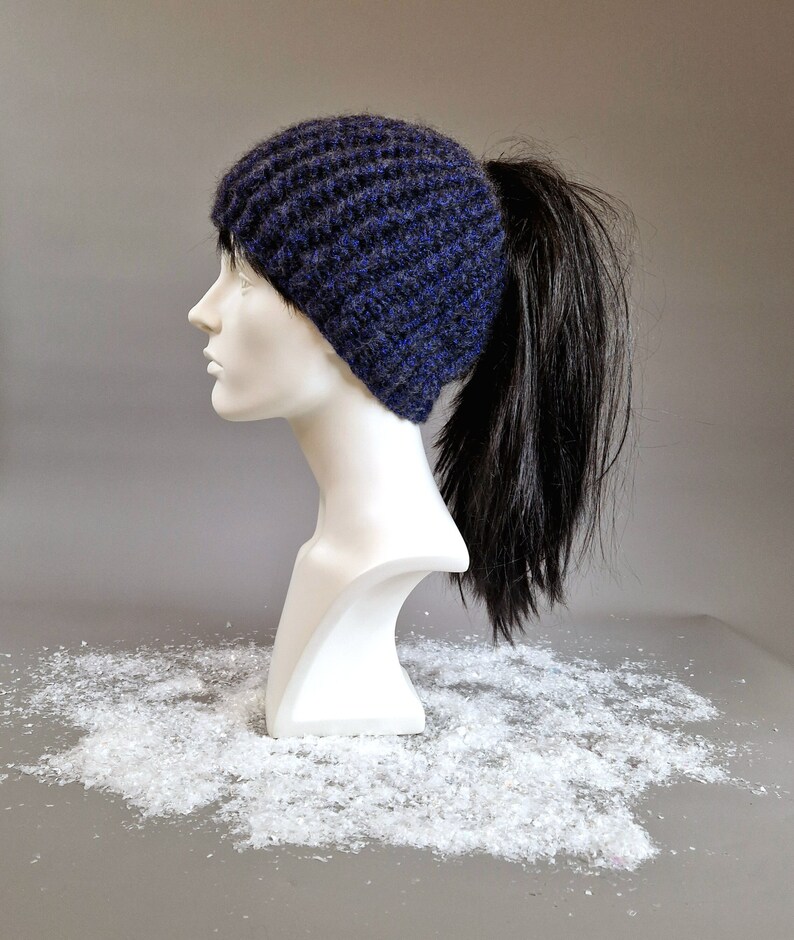 BEANIE WITH CABLE HOLE image 1