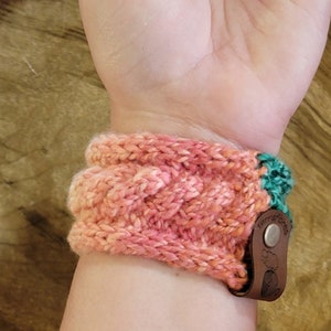 Terran Twist A knit bracelet cuff pattern by terrafibres image 3