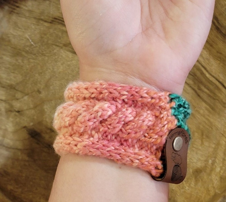 Terran Twist A knit bracelet cuff pattern by terrafibres image 3