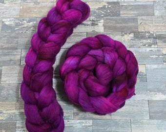 19.5 Micron Hand-Dyed Merino Roving - 4oz. Braid.