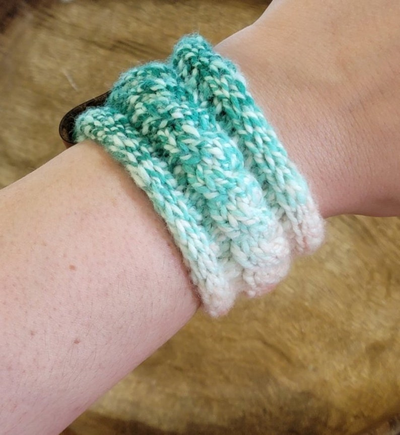 Terran Twist A knit bracelet cuff pattern by terrafibres image 4