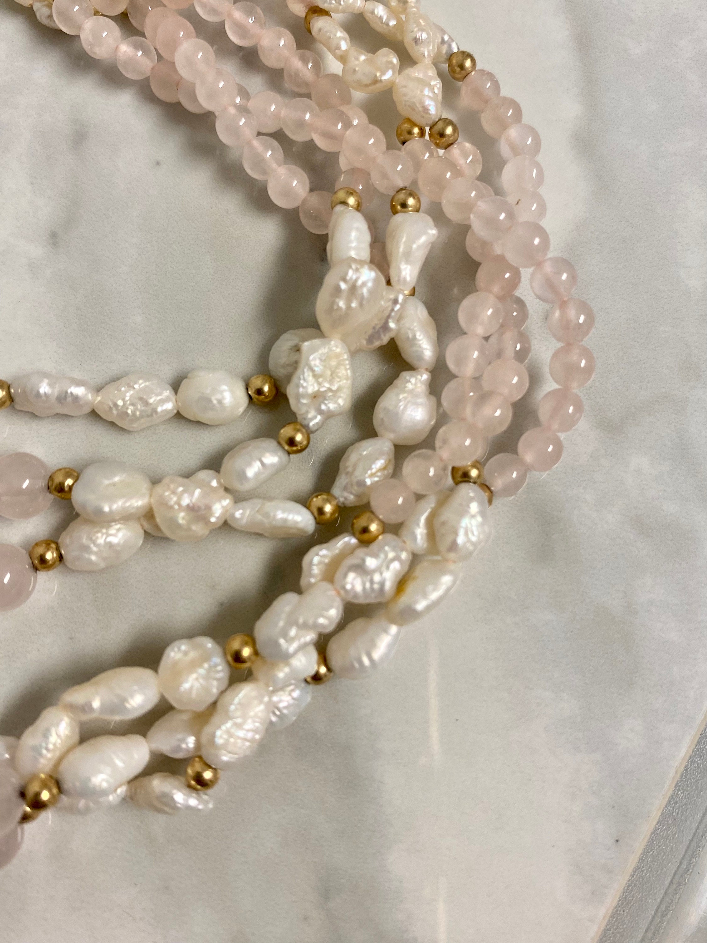 Collier Vintage Avec Perle En Quartz Rose Clair - Bijou Délicat Et Féminin - Modèle *5130