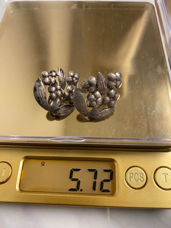 Vtg Earrings STERLING Screw Back Floral Design Re… - image 7