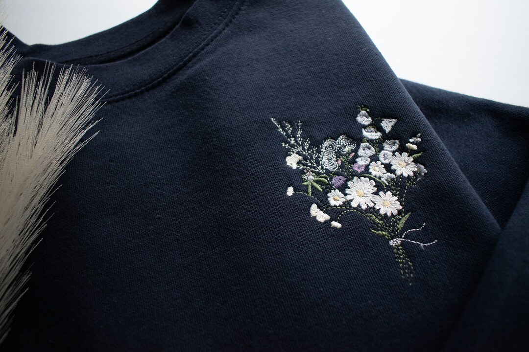 Crewneck Short Sleeves 3D Flower Sweater Top