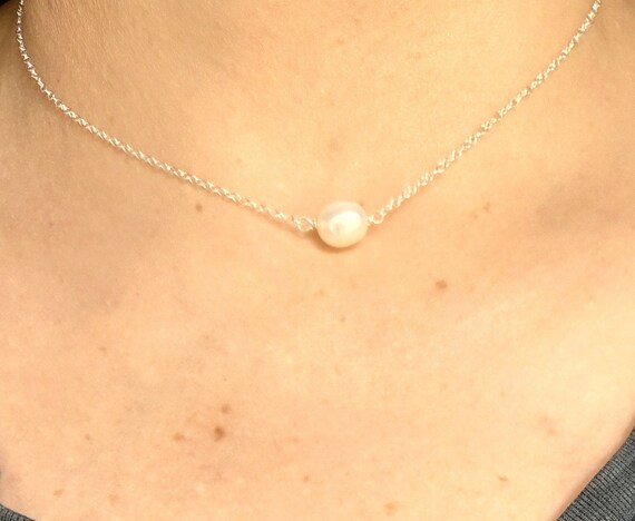 Freshwater Pearl Minimalist Necklace . Dainty Necklace. Perfect for Layering!
