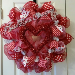Valentine&#39;s Day Wreath