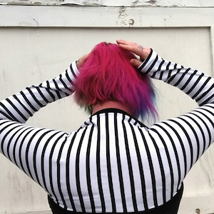 black and white stripe longsleeve Shrug bolero jacket cosplay accessory