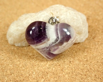 27mm Chevron Amethyst Pendant - Smooth Large Hole Heart Necklace Focal Bead for Jewelry Making and Handmade Crafts