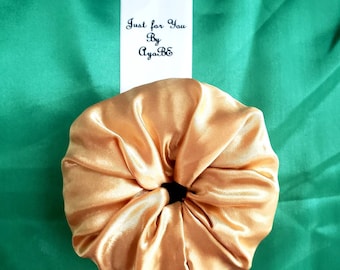 Satin Hair Bun Maker: Elegant Chignon Accessory