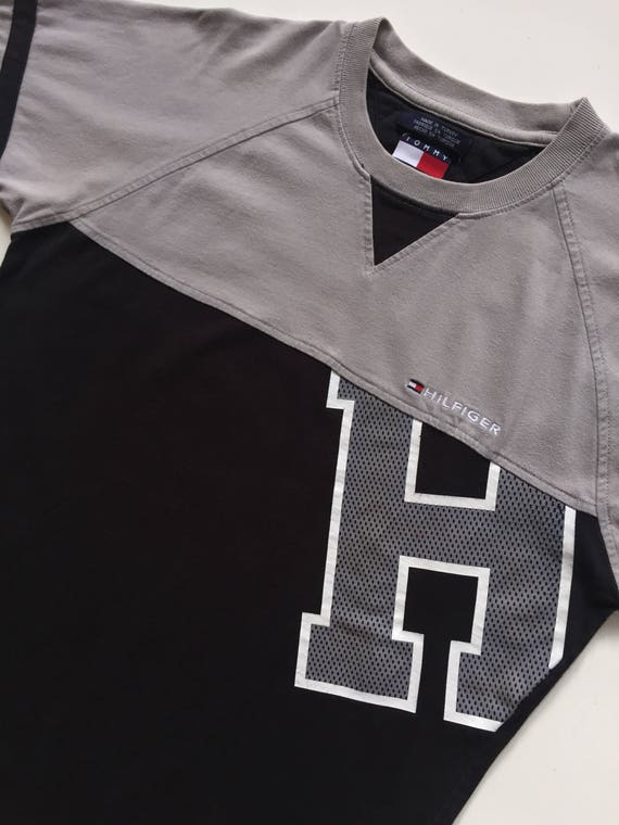 tommy jeans size