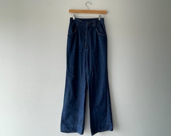 vintage 60s stovepipe bell-bottom denim jeans 25x30
