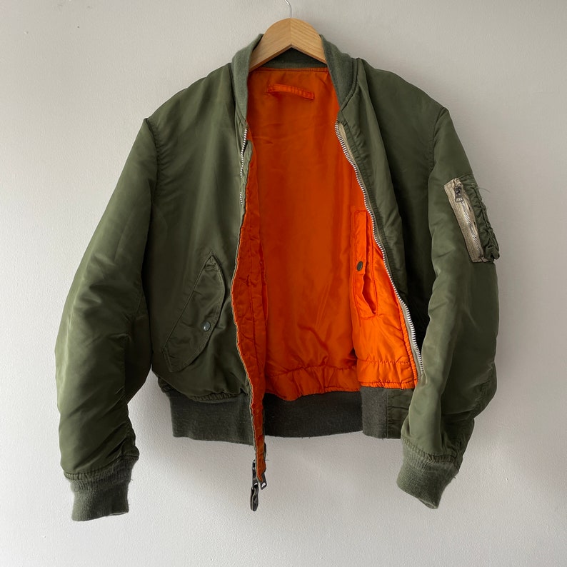 80s green MA1 military bomber jacket image 3