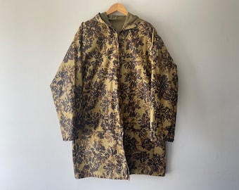 70s camo zip up hooded rain jacket