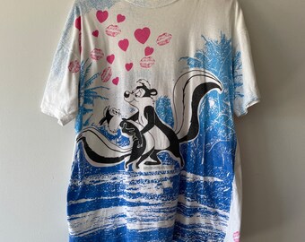 90年代ルーニー・テューンズ ペペ・ル・ピュー 総柄Tシャツ - Etsy 日本