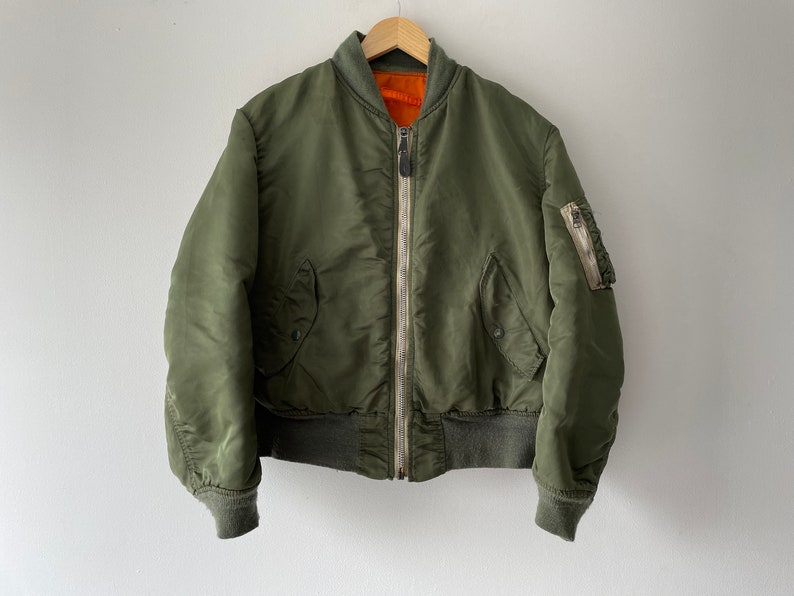 80s green MA1 military bomber jacket image 1