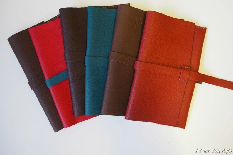 Dark Red Leather YY-pouch