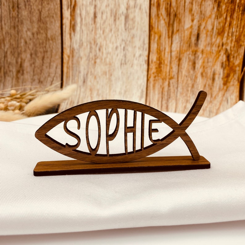 Tischdekoration zur Taufe personalisierte Gastgeschenke zur Kommunion Symbol für Konfirmation Fisch Symbol als Deko Bild 2