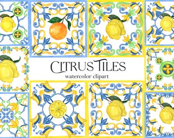 Può includere: Otto illustrazioni ad acquerello di piastrelle in ceramica di stile italiano colorate con limoni, arance e motivi floreali. Le piastrelle sono disposte in una griglia e il testo "CITRUS TILES watercolor clipart" è visualizzato sotto le piastrelle.