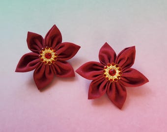 Full Dark Red January Birthstone Granet flower fabric pin badge brooch