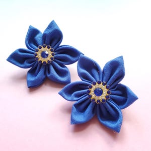 Full Dark Blue September Birthstone Sapphire flower fabric pin badge brooch