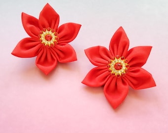 Full Red July Birthstone Ruby flower fabric pin badge brooch