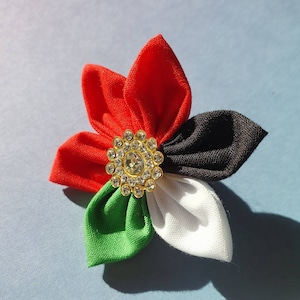 Palestine fabric flower Pin badge brooch with rhinestones. Palestinian flag