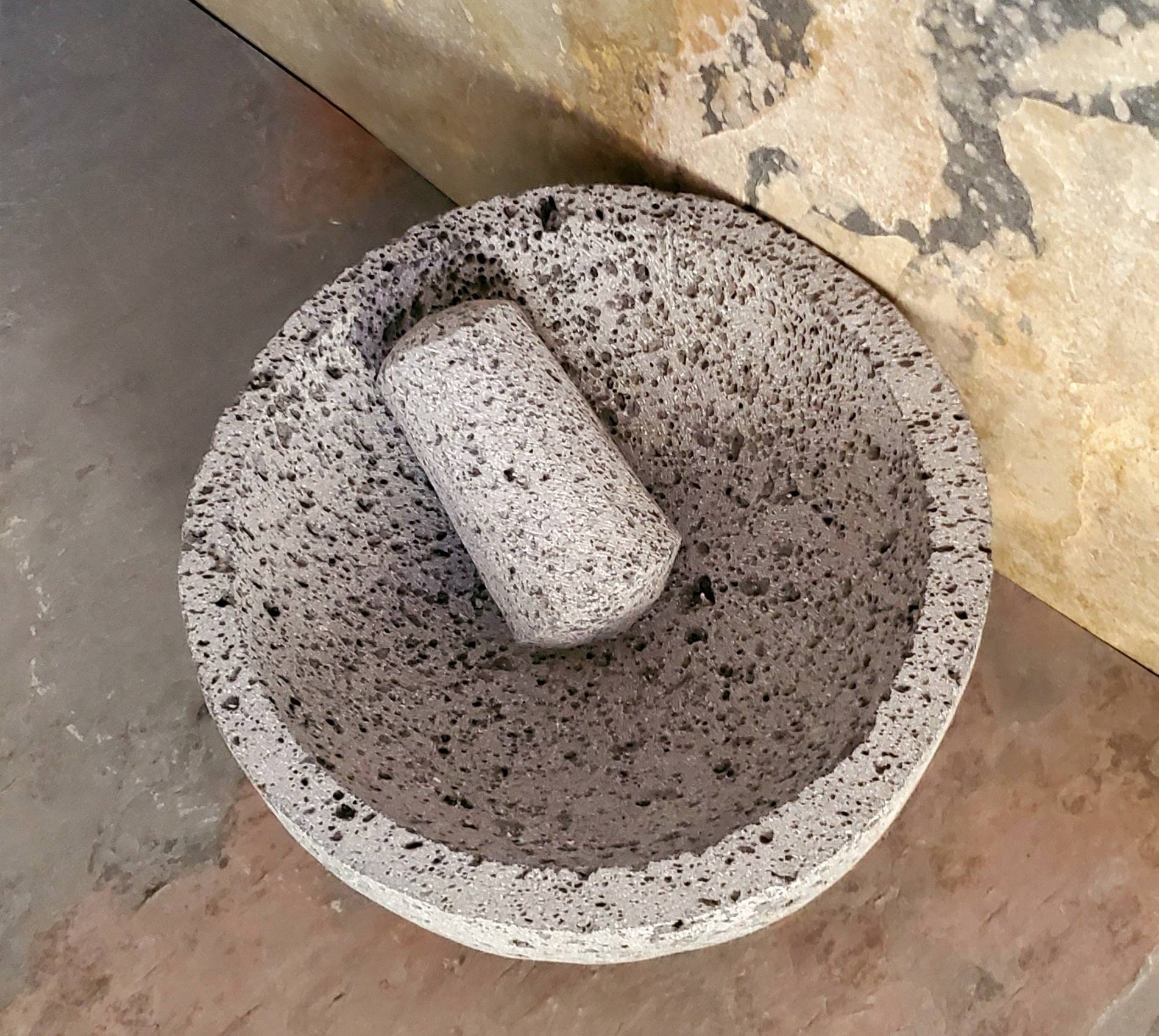 100% Authentic Lava Stone Mexican Molcajete Mortar and Pestle Kit