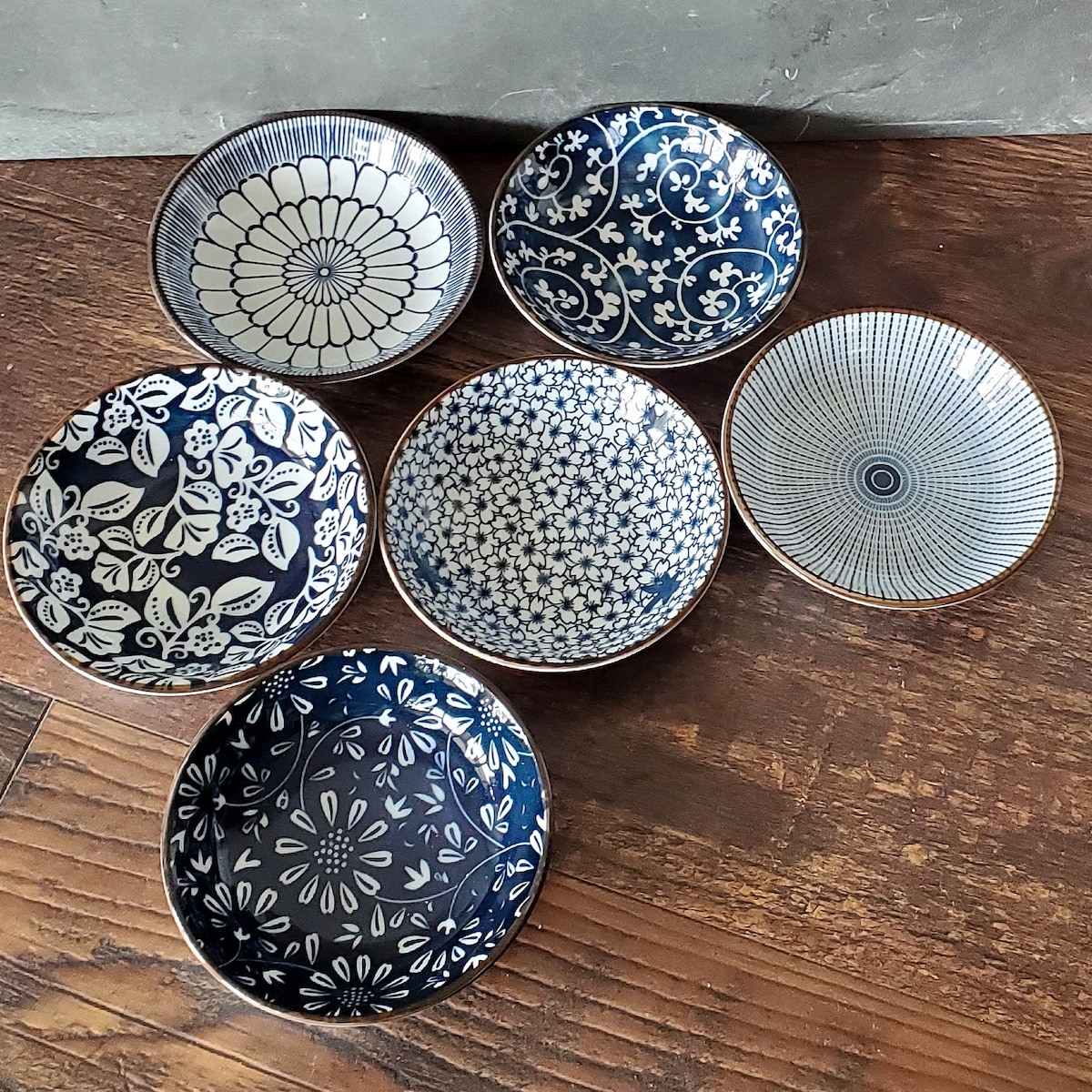 Set of 6 Japanese Style Sauce Bowls