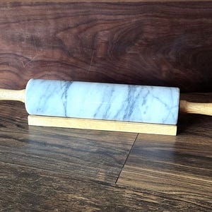 PROFESSIONAL Quality White Solid Marble Rolling Pin Pastry Pin with Stand and ELEMEANTS Himalayan Salt -  Crush Your Own Salt! PP003