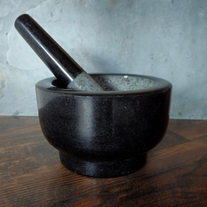 MASSIVE 8&quot; Unique Polished Granite Mortar and Pestle Molcajete Kit SO VERSATILE!
