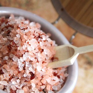 SALE! and FREE SHIPPING 2 lbs. Bulk Edible Himalayan Salt choice of grinds image 2