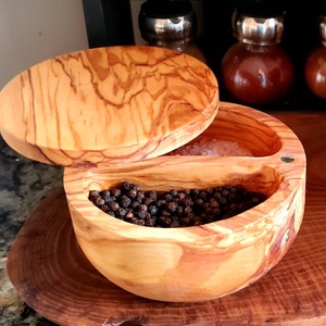 Italian Olive Wood Dual Chamber Salt Cellar swivel top with FREE 4 oz Himalayan Salt FREE SHIPPING!