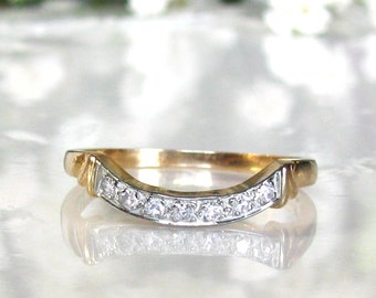 Vintage Curved Diamond Wedding Band 18K-14K Two Tone Gold Petite Diamond Art Deco Wedding Ring Bridal Jewelry Diamond Anniversary Ring