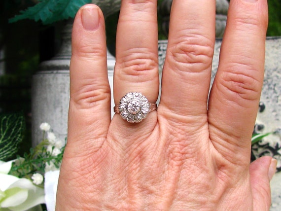 Antique halo ring deals