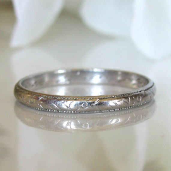 Antique Platinum Wedding Band 1924 Ladies Antique… - image 1