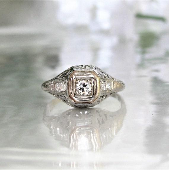 Sell Old Engagement Rings | 3d-mon.com