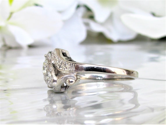 Unique Vintage Engagement Ring 0.40ctw Diamond Tr… - image 3
