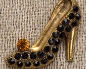 Shoe jewelry,shoes,shoe pin,shoe brooch,black pumps,stockings,boots,kitten heel,spike heels,black pump,shoe collector,vintage shoes