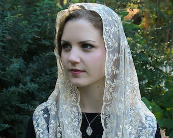 Evintage Veils~ Regina Caeli Champagne Gold or White Embroidered Lace Chapel Veil Mantilla Infinity Veil Latin Mass