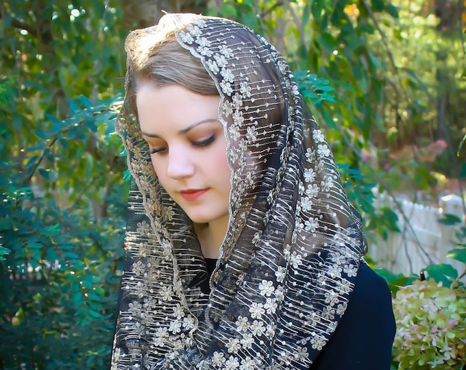 Evintage Veils~ Ready to Ship Stella Maris Gold/Black  Embroidered  Traditional Vintage Inspired Infinity Shape Mantilla Chapel Veil