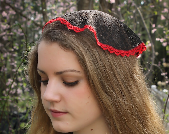 Evintage Veils Pentecost Red/Black Vintage Inspired Chantilly Lace Chapel Cap