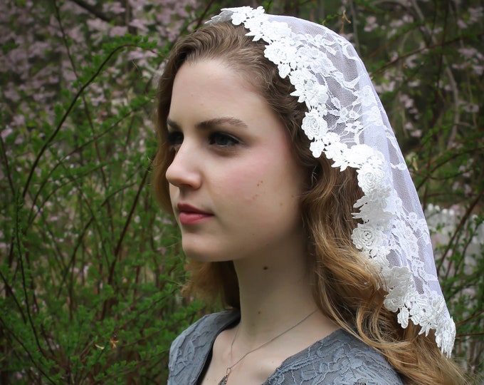 Evintage Veils~ Princess Style  Floral Wreath Lace Trim  Traditional Catholic White or Black  Lace  Mantilla Chapel Veil