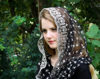 Evintage Veils~NOT QUITE PERFECT Holy Cross Gold Embroidered Infinity Shape Mantilla Chapel Veil