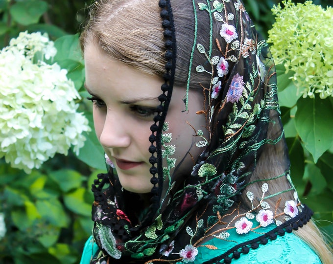 Evintage Veils~Wildflowers Black OR Ivory Floral  Lace Wrap Mantilla Floral Vintage Inspired Lace Chapel Veil Scarf Mantilla-