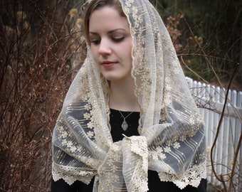 Evintage Veils~ Stella Maris  Lovely Ivory & Gold Embroidered  Traditional Vintage Inspired Choose Style Mantilla Chapel Veil