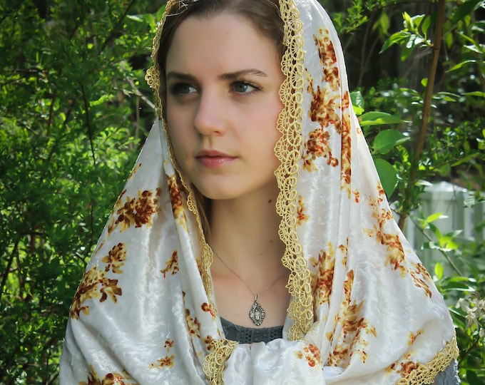 Evintage Veils~ Cream Velvet  Wildflowers Floral Wrap Mantilla Floral Vintage Inspired Lace Chapel Veil Scarf Mantilla-