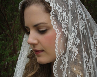 Evintage Veils~ Our Lady of Grace Chantilly  Lace Mantilla Chapel Veil Classic D Shape: White or Ivory