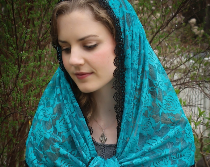 Evintage Veils~ Mystical Rose Deep Jade and Black  Lace Mantilla Chapel Veil  Mantilla Shawl Wrap