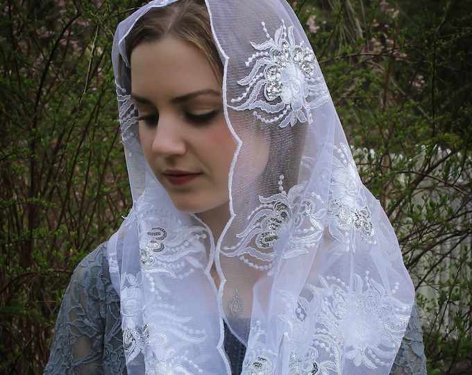 Evintage Veils~ NOT QUITE PERFECT Queen of Peace  White/Silver Sequin Embroidered Lace Chapel Veil Mantilla Infinity Veil Latin Mass