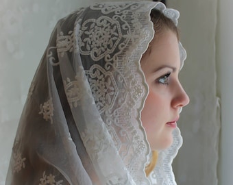 Evintage Veils~ NOT QUITE PERFECT Our Lady of Angels** Vintage Inspired Lace Chapel Veil Mantilla Infinity Veil